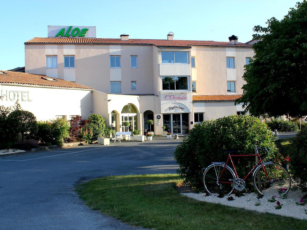 Hotel Logis Restaurant Aloe Les Herbiers